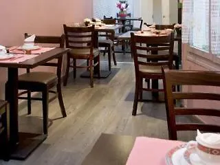 ホテル サフィール グルネル パリ